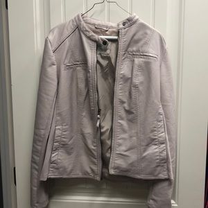 Brand new no tags bass leather coat